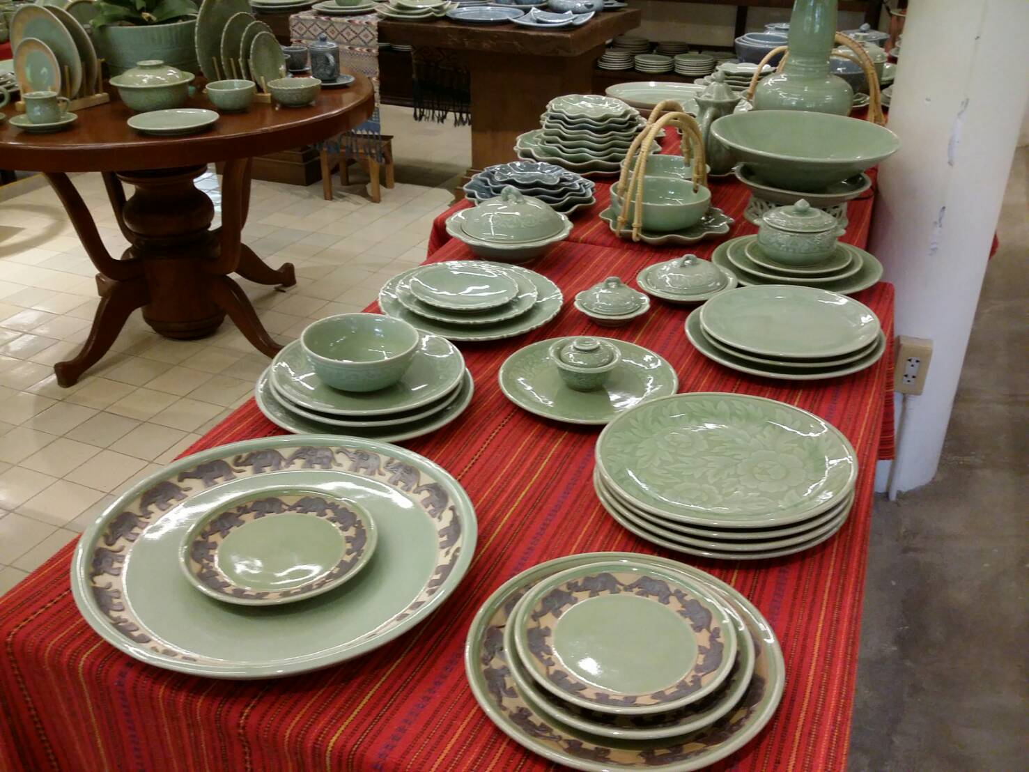 Celadon セラドン焼き